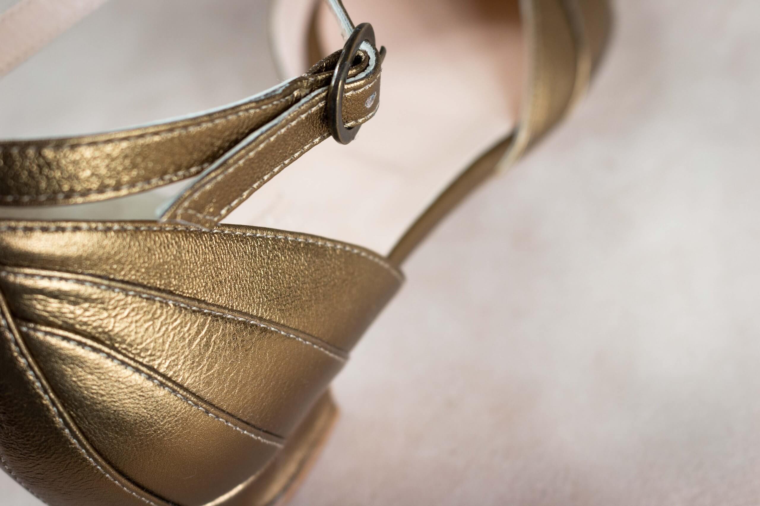 Groovy Fox Deco – Old Gold – 3.5 cm heels thumbnail 3