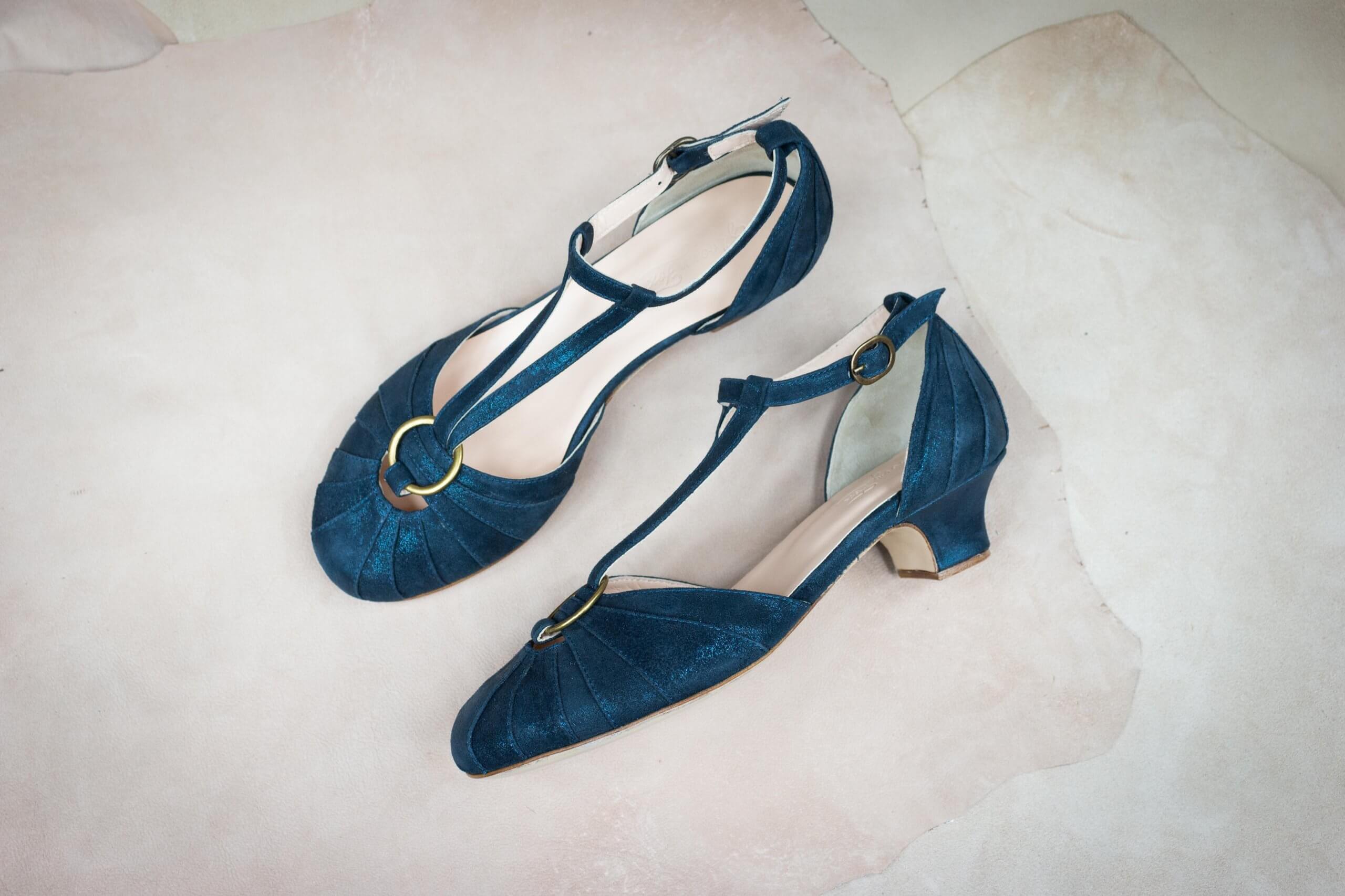 Groovy Fox Deco – Velvet Blue – 3.5 cm heels — 1/3