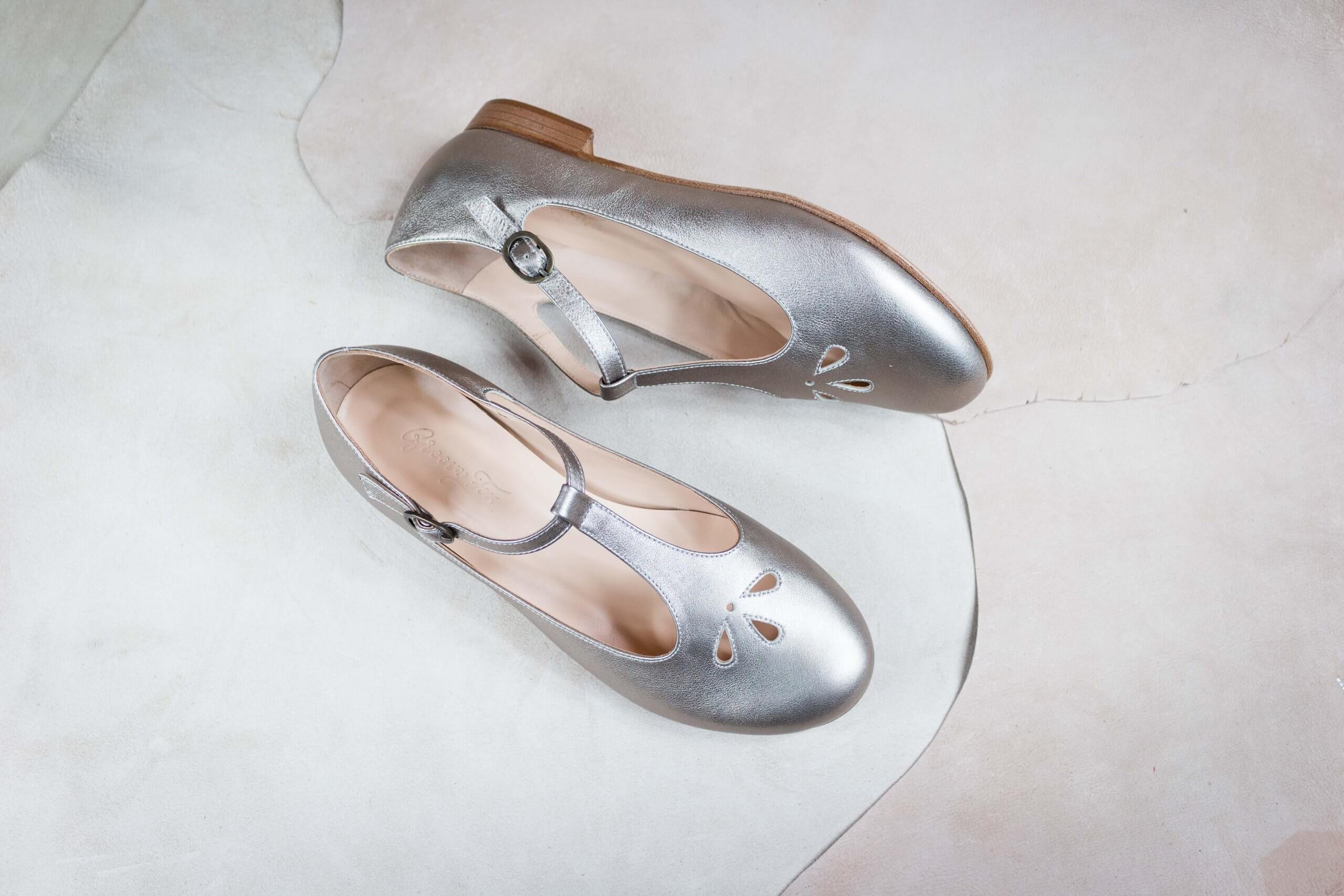 Groovy Fox Dreamy Flats – Champagne – — 1/3