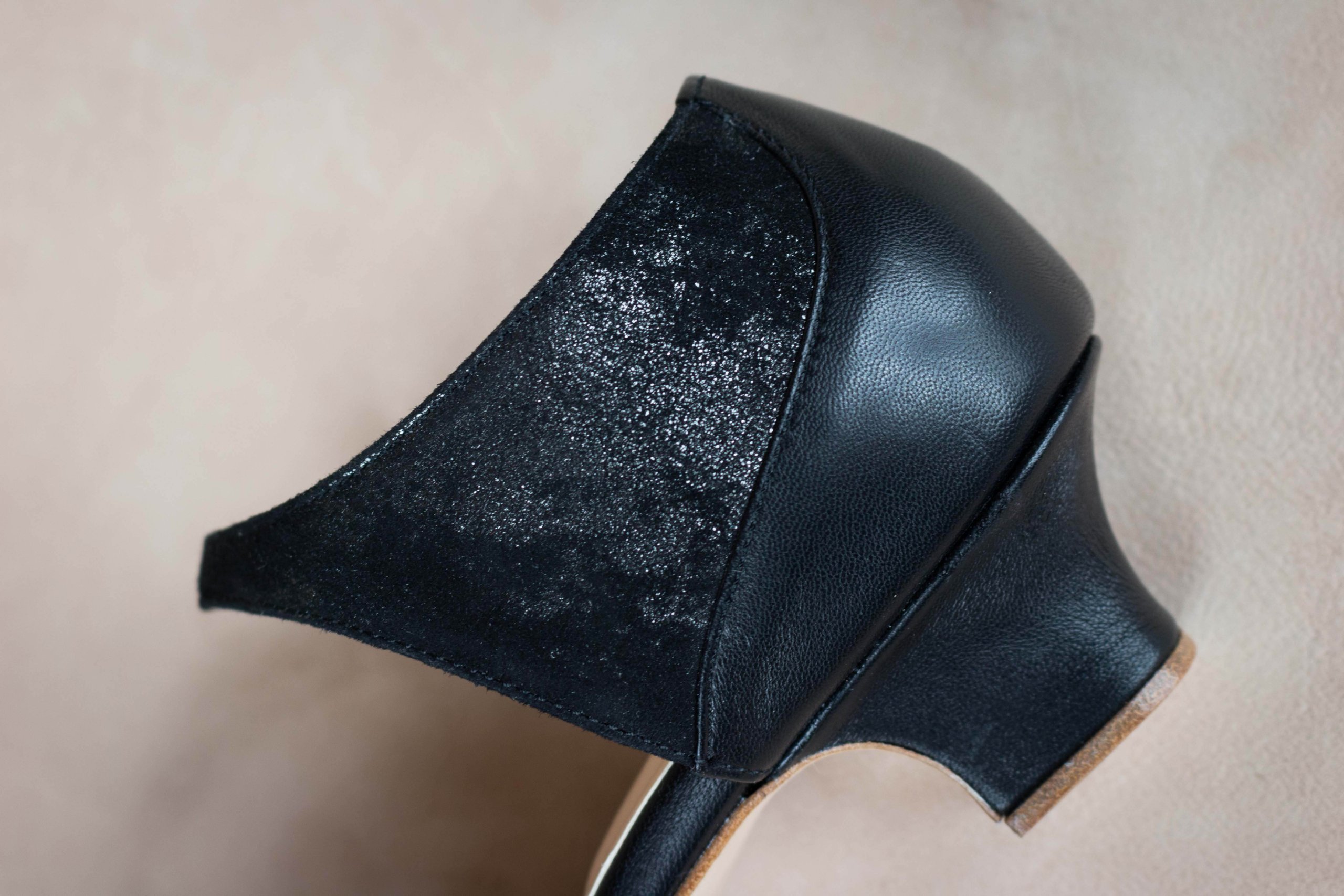 Groovy Fox Chic – Velvet Black – 3.5 cm heels