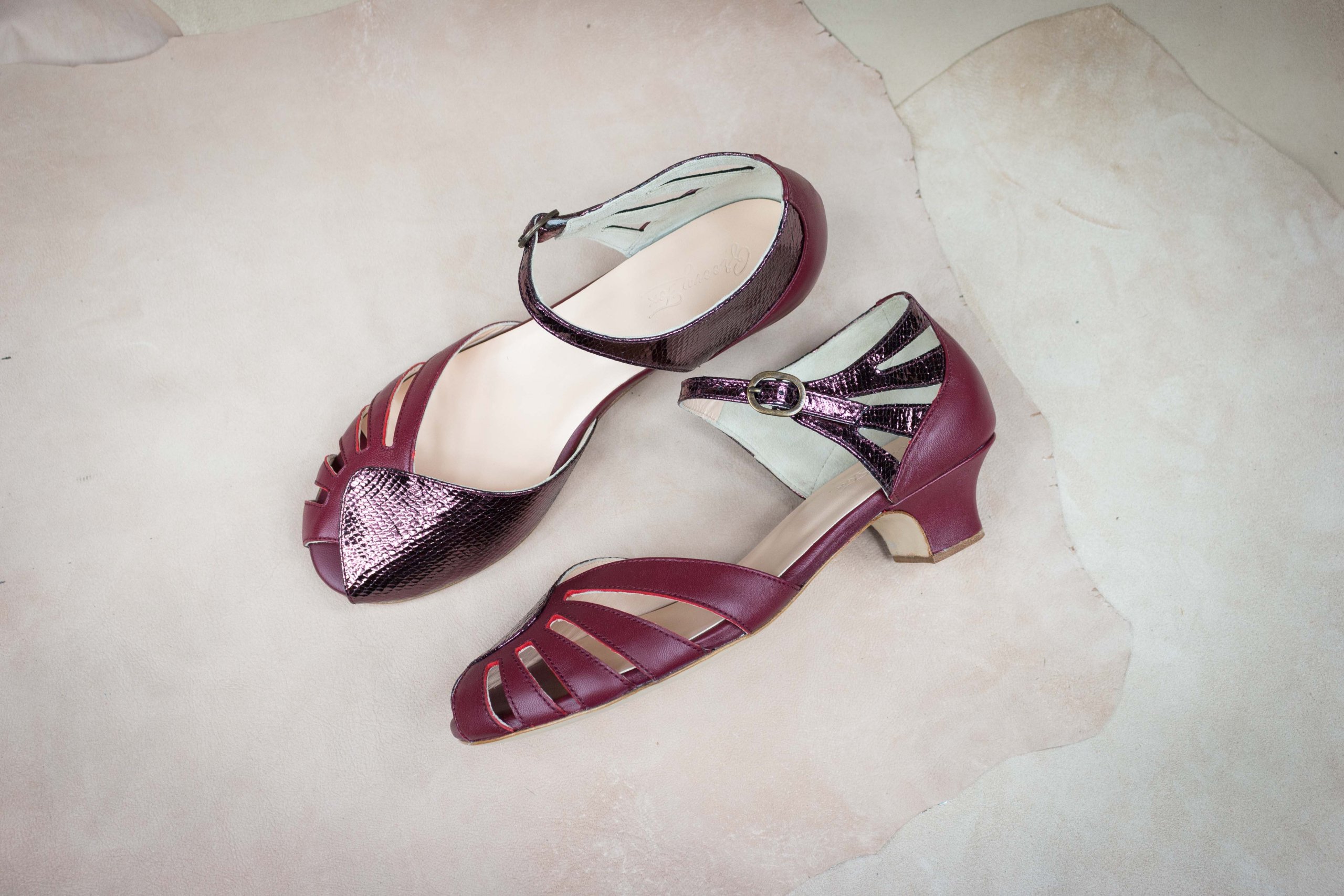 Groovy Fox Chic – Wild Berry – 3.5 cm heels — 1/7