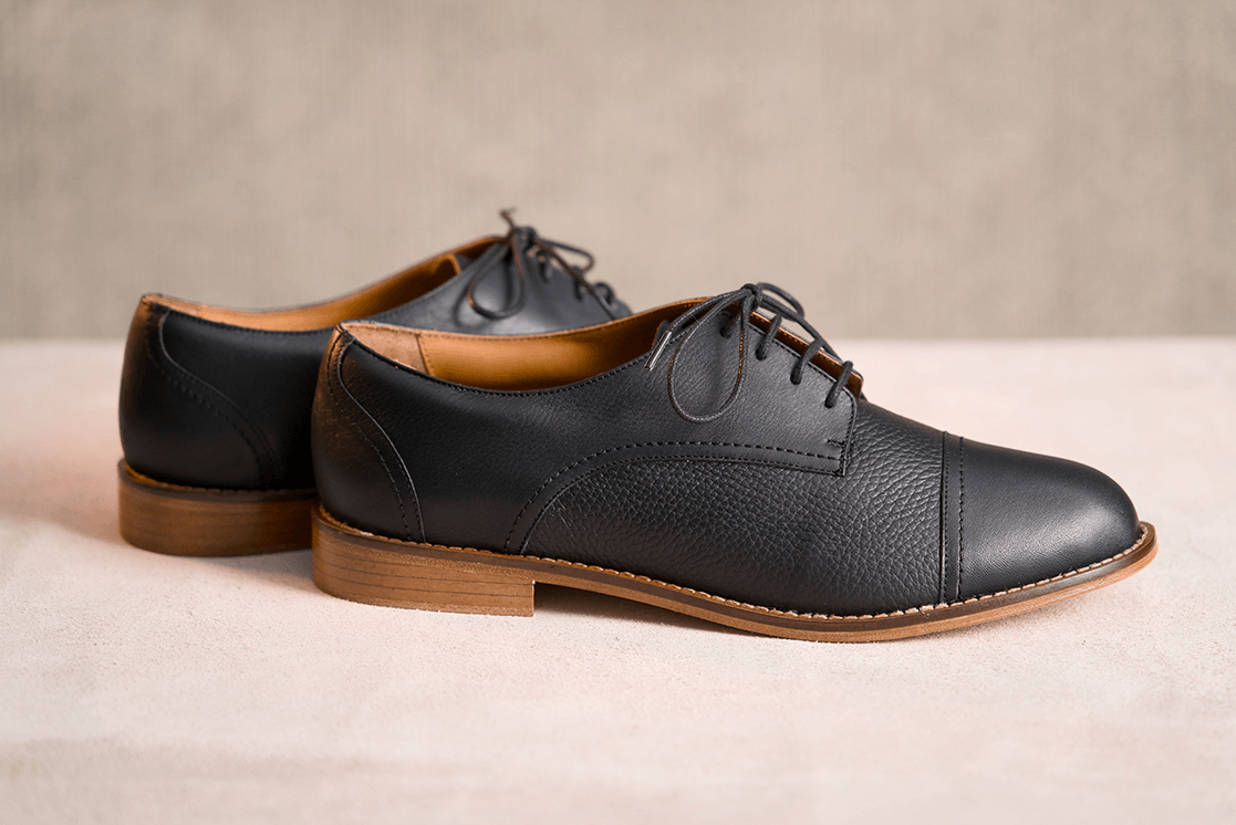 Groovy Fox Sleek – Leather Sole Derby – Classic Black — 1/3