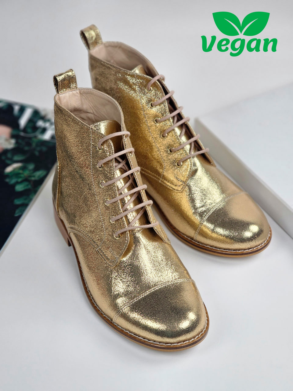 Harlem Shoes Derby Boots Vegan Golden Textile 2 cm heel