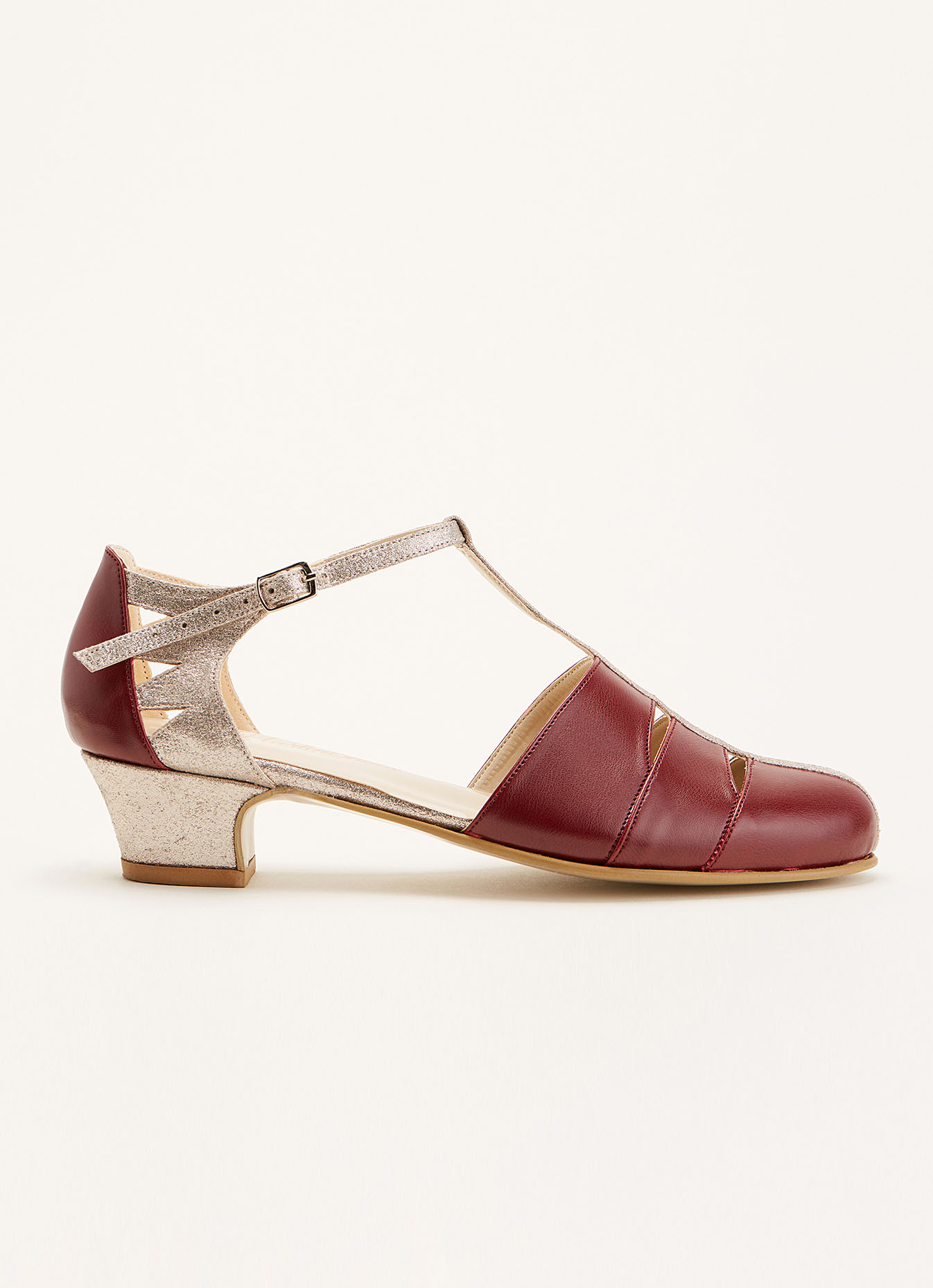 Harlem Shoes Harmony Vegan Bordeaux Leather & Shiny Textile 4 cm heel