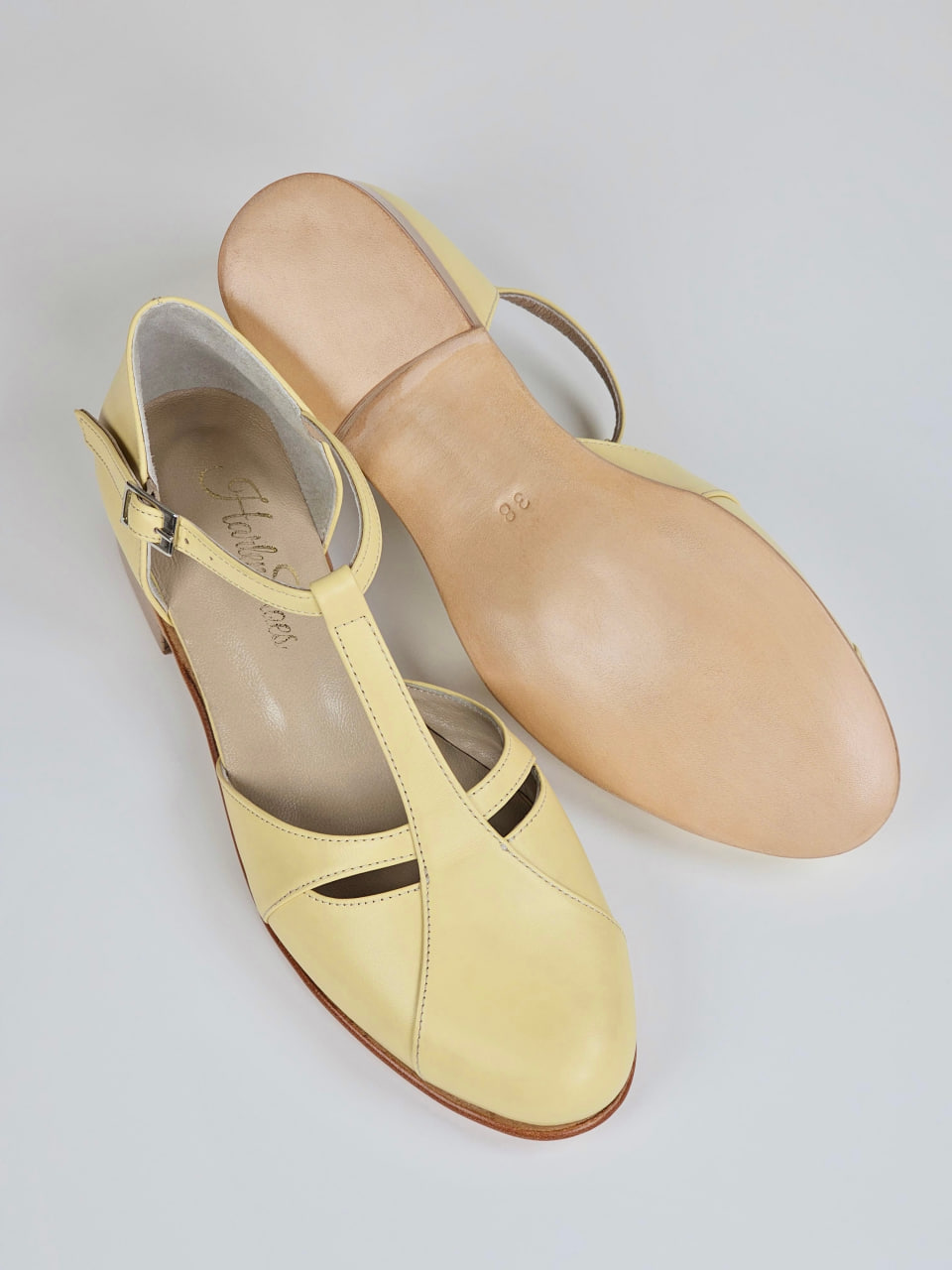 Harlem Shoes Isabel Lemon Yellow Leather 2 cm heel