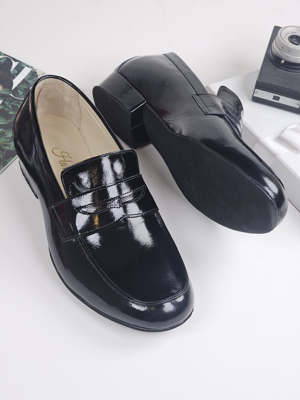 Harlem Shoes Loafers Black Polished Leather 3 cm heel with suede sole