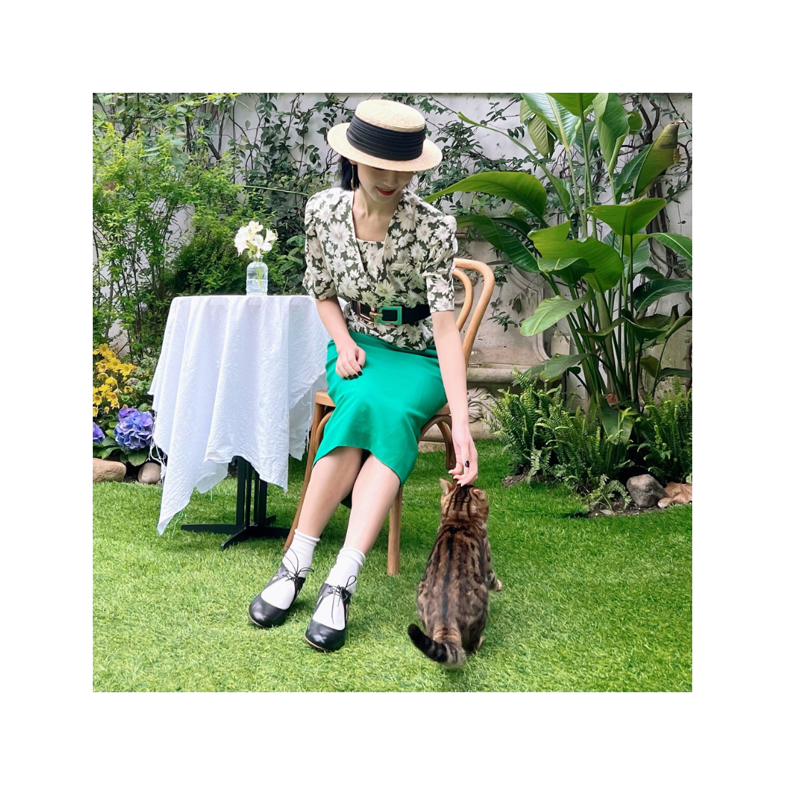 Madame Dynamite Pre-order | Eme Black thumbnail 4