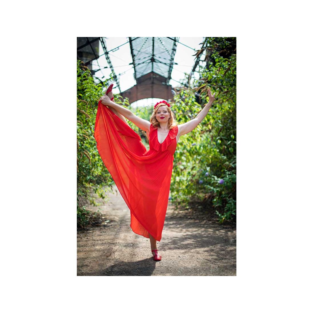 Madame Dynamite Mini Dynamite Strawberry thumbnail 4