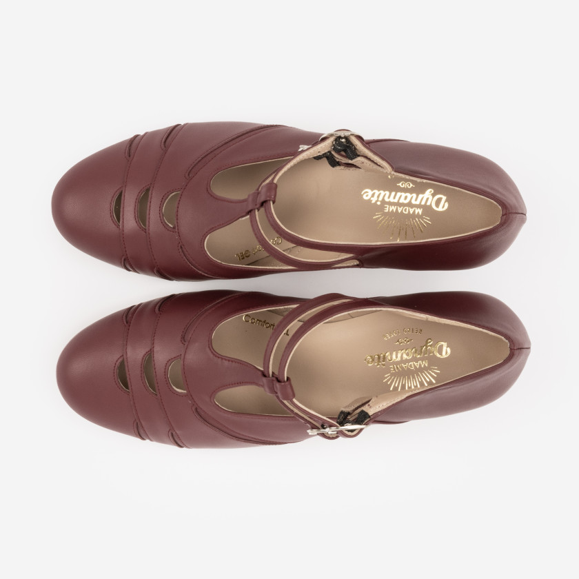 Madame Dynamite Véloz red wine thumbnail 3