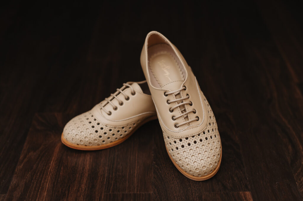 Saint Savoy PONY AIR Almond — 1/5