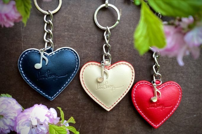 Saint Savoy Keychain “MUSIC LOVER” Beige thumbnail 5