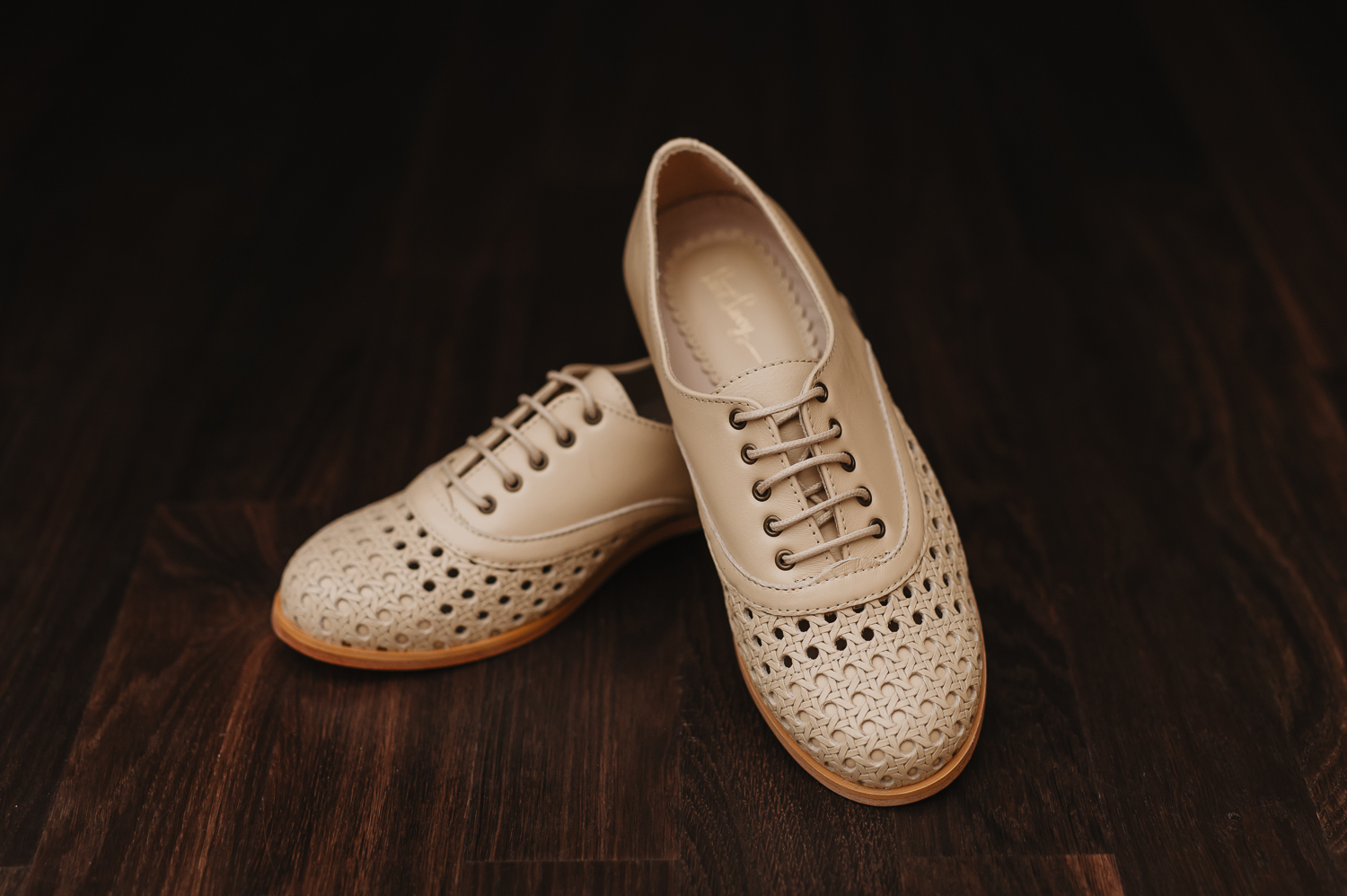 Saint Savoy PONY AIR Almond — 1/11