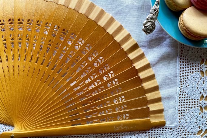 Saint Savoy Hand-Fan “COCO” Natural thumbnail 2