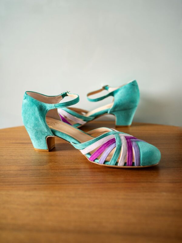 Swing It Shoes ELLA FLORES — 1/5