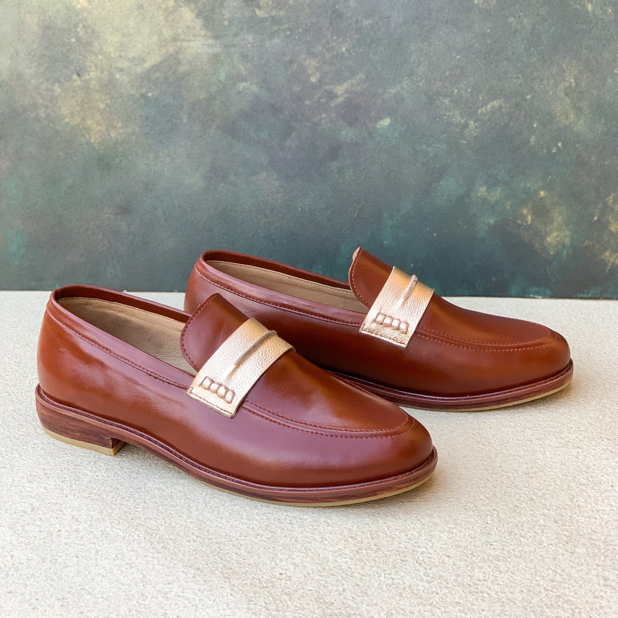 Swing Love Whispers of Loafers thumbnail 3