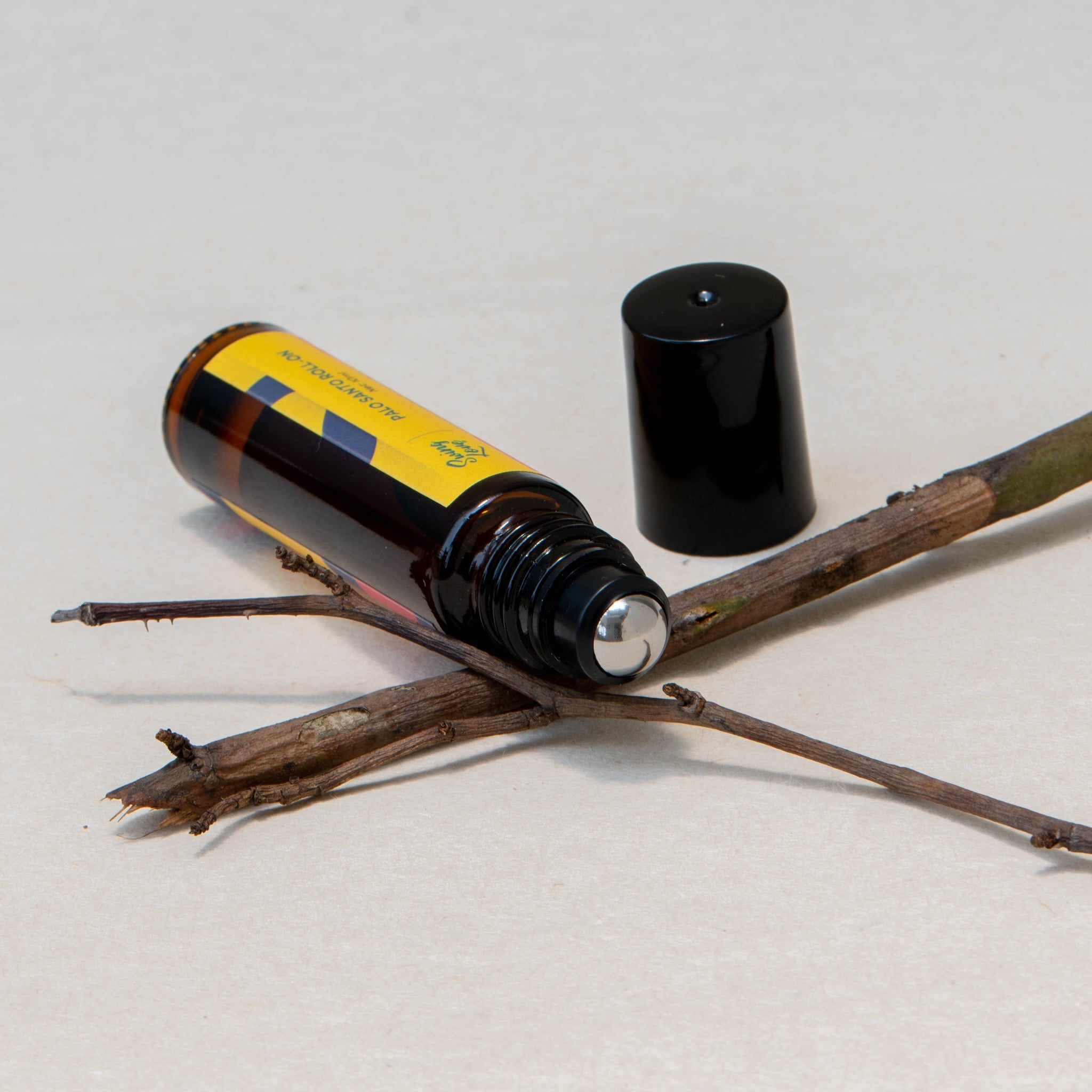 Swing Love Palo Santo Roll-on thumbnail 2
