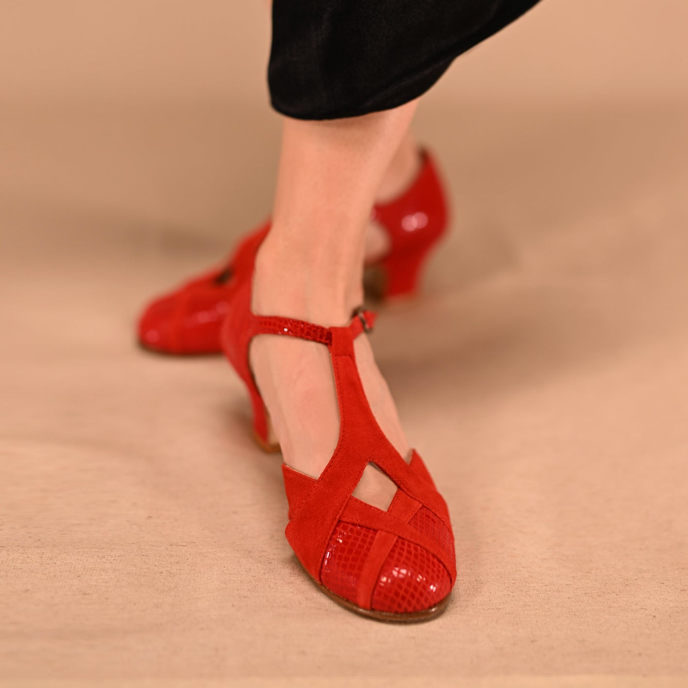 Swingz ZAPATO DE BAILE PARA MUJER | CLÁSICO ESPAÑOL V ROJO thumbnail 3