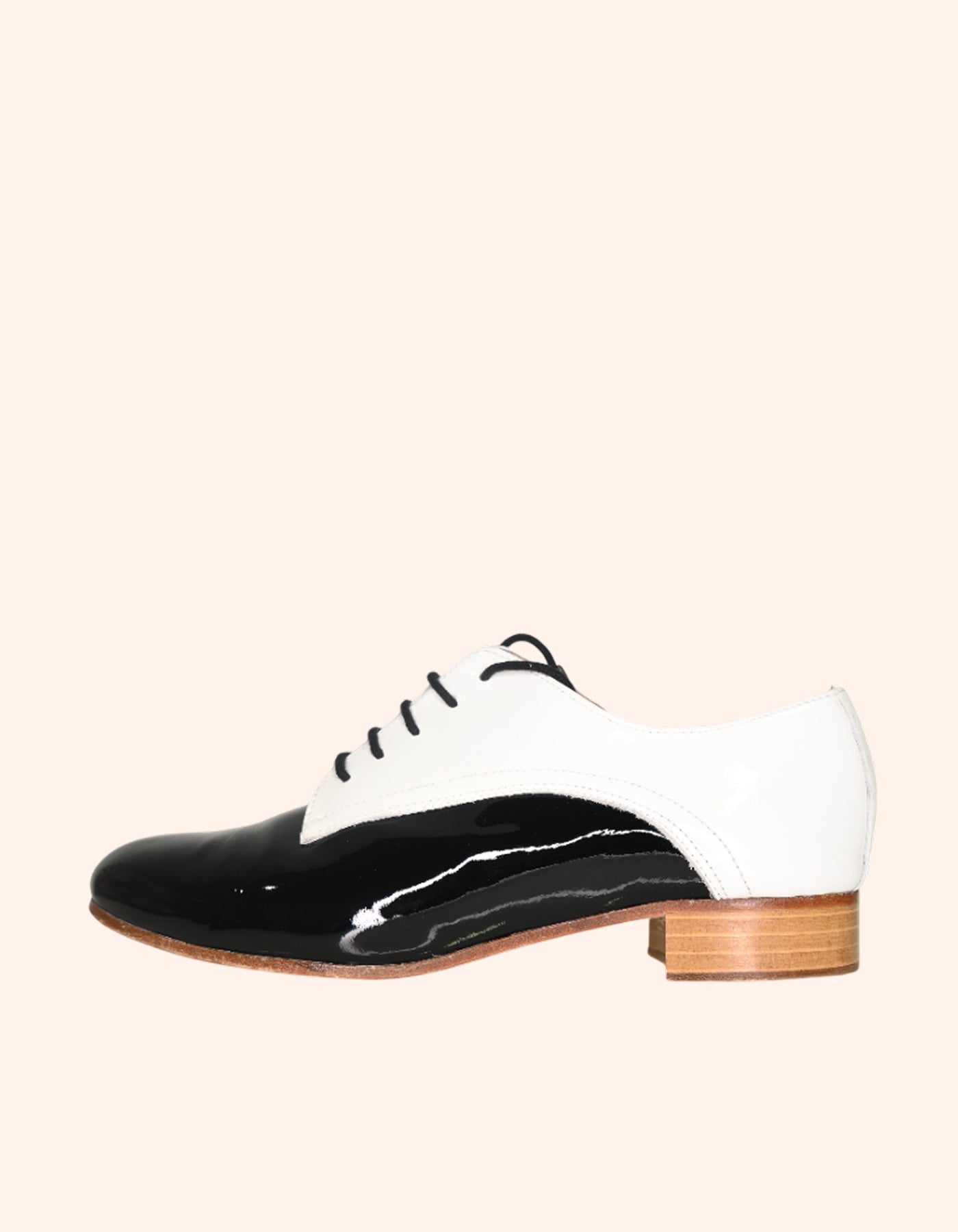 Swingz BLACK PATENT LEATHER/WHITE FLAT PATENT LEATHER BLUCHER — 1/1