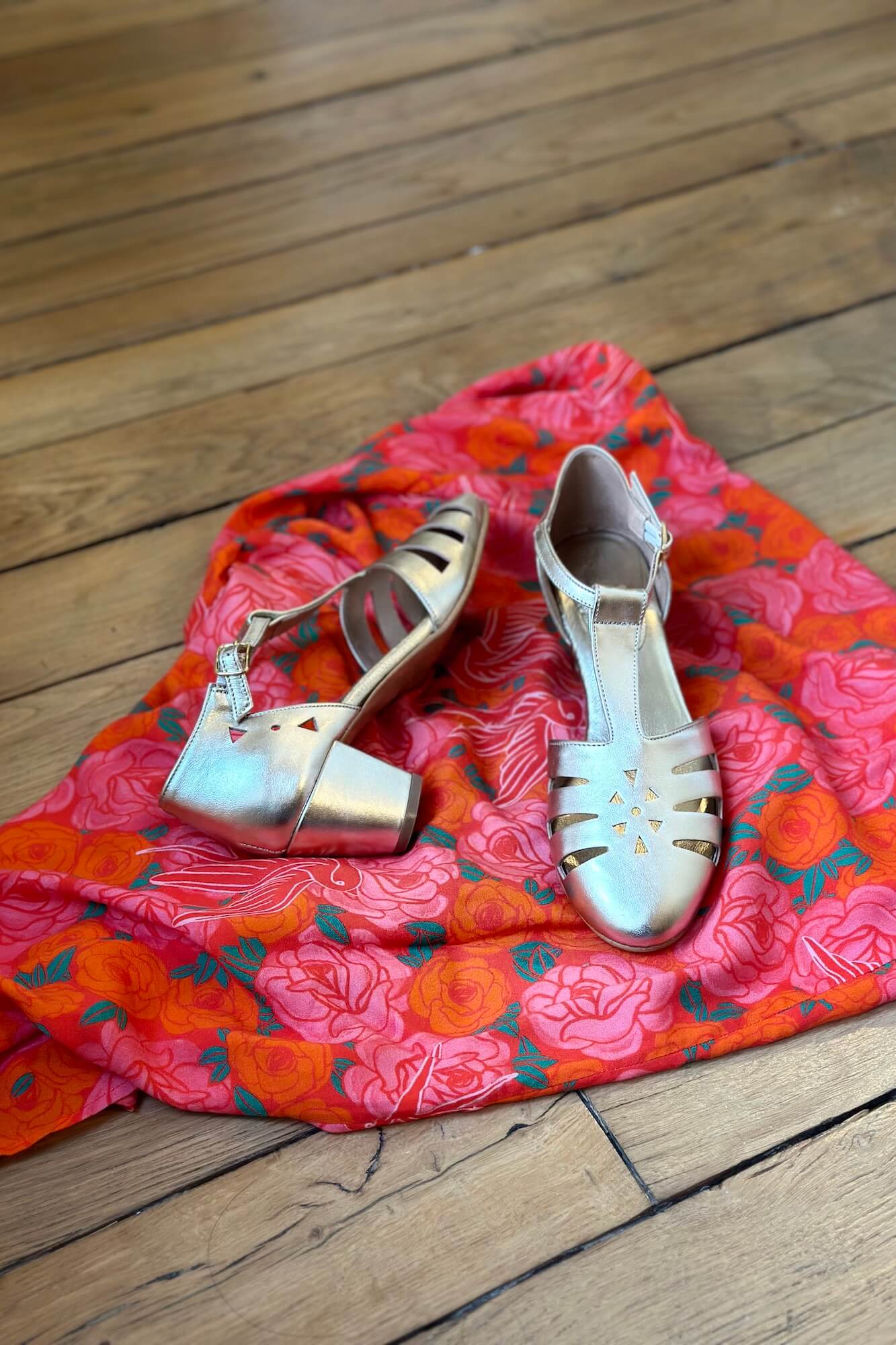 Swivells Kelly Up - Sandales Dorées Cuir à Talons thumbnail 3