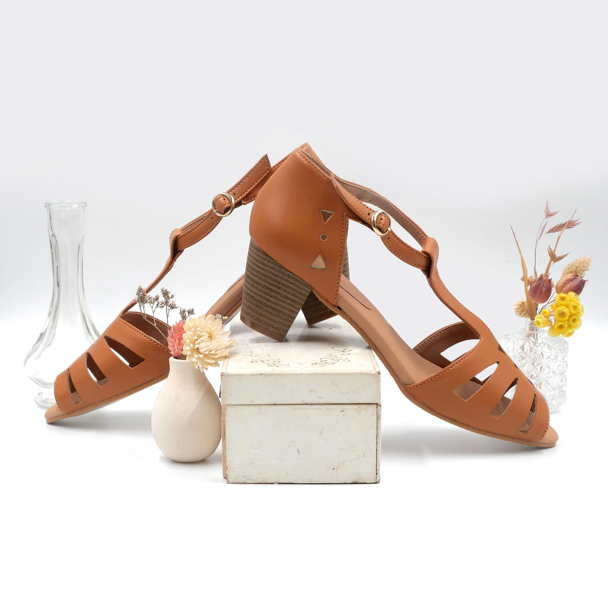 Swivells Lily Up - Sandales Marron Vegan à Talons thumbnail 3