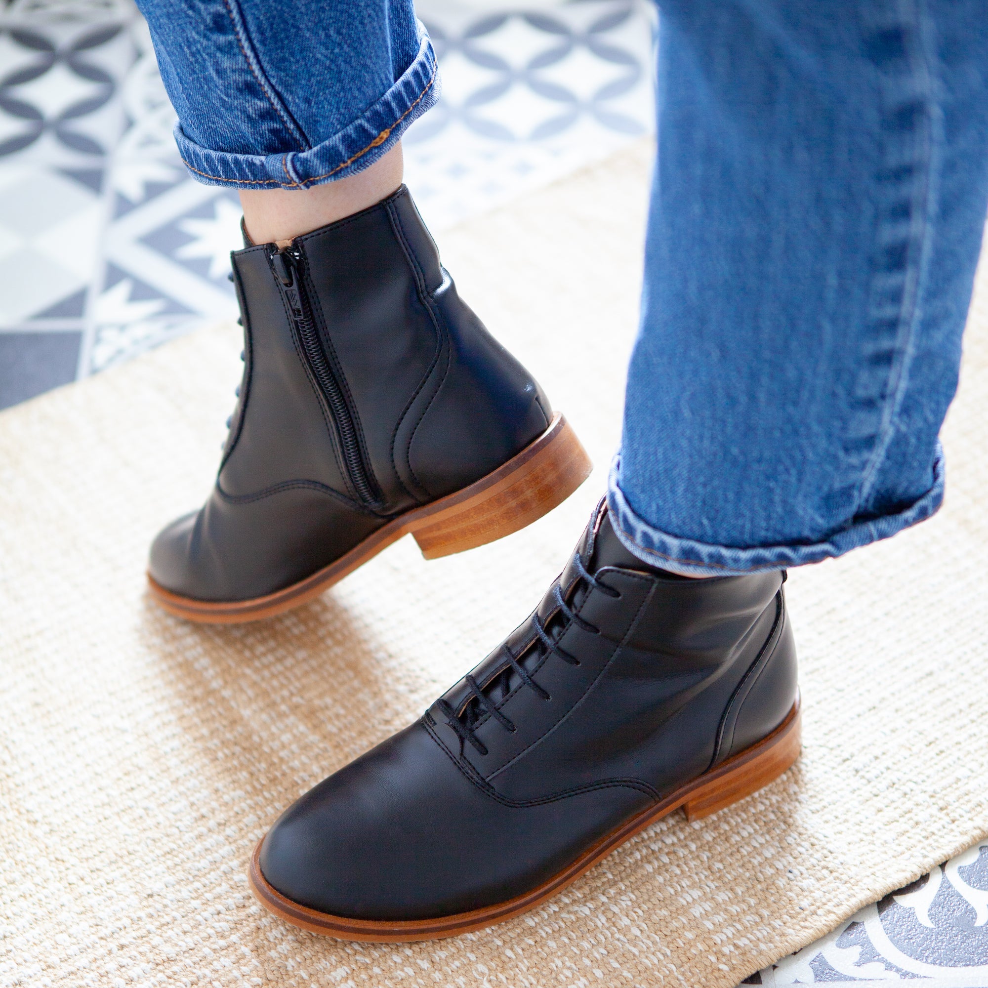 Swivells Simone - Bottines Noires Vegan thumbnail 2