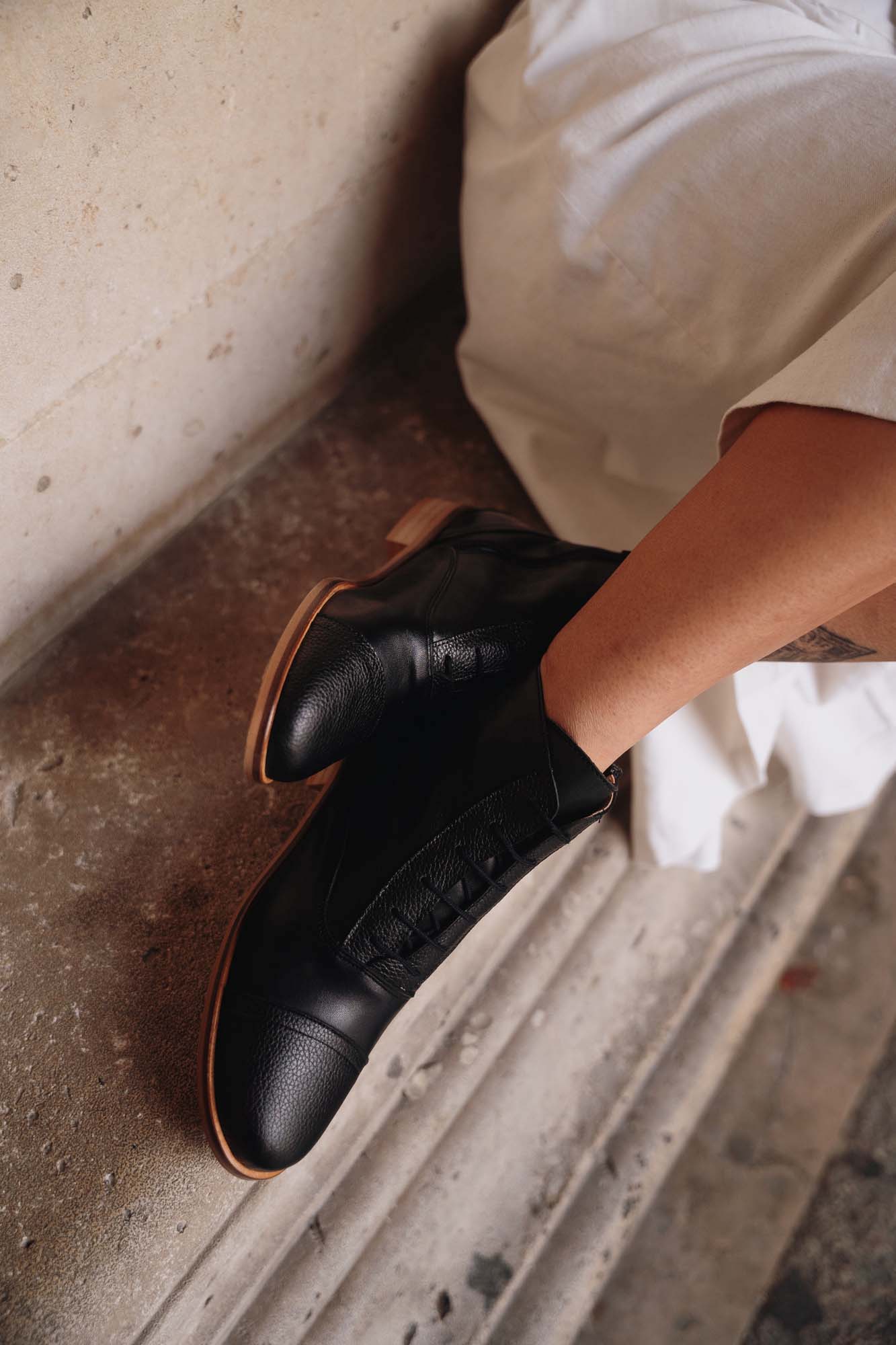 Swivells Mama Poppy - Bottines Noires en Cuir thumbnail 6